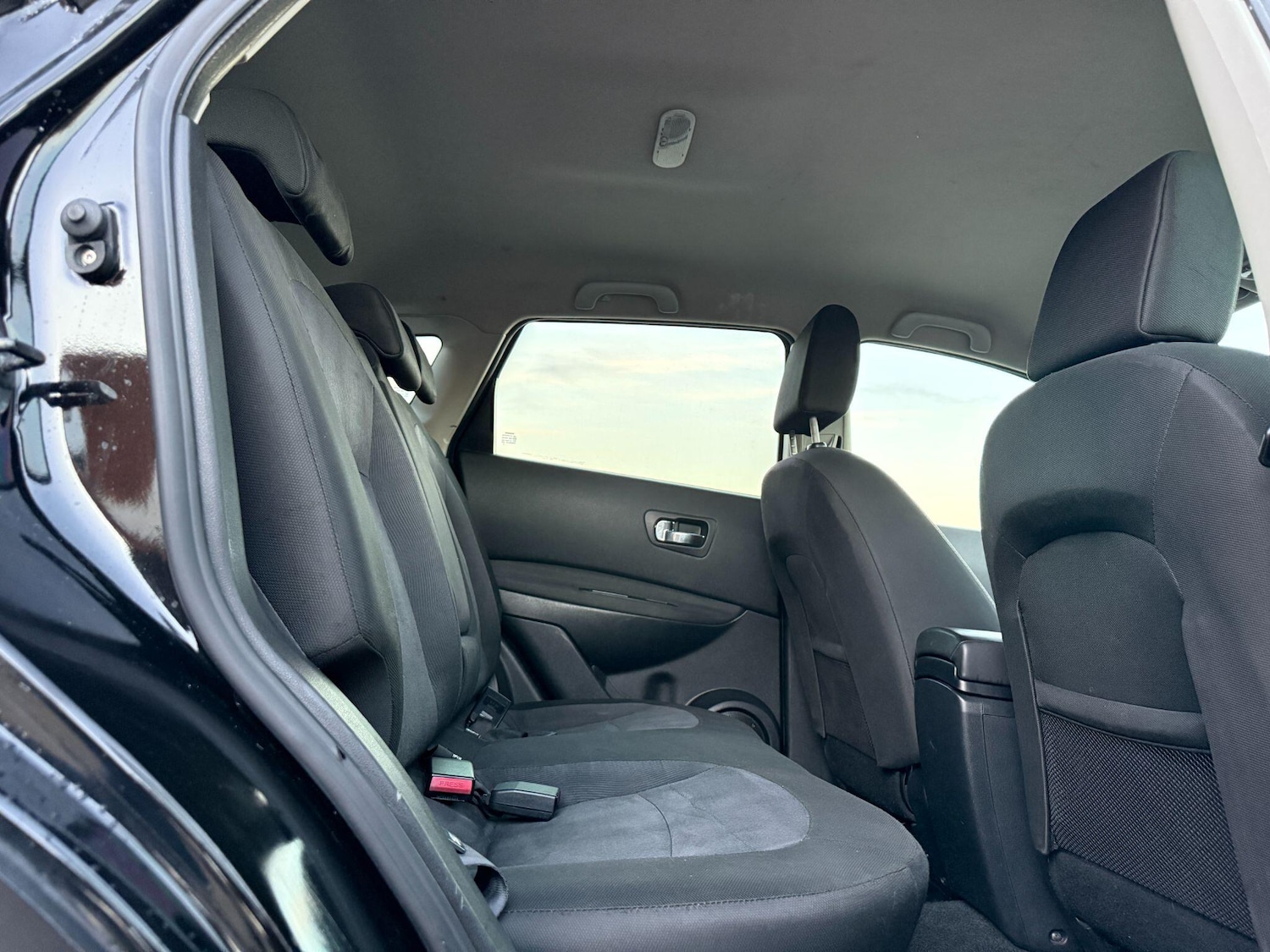 Used Nissan Qashqai 2010 for sale - 76457760: Photo 21