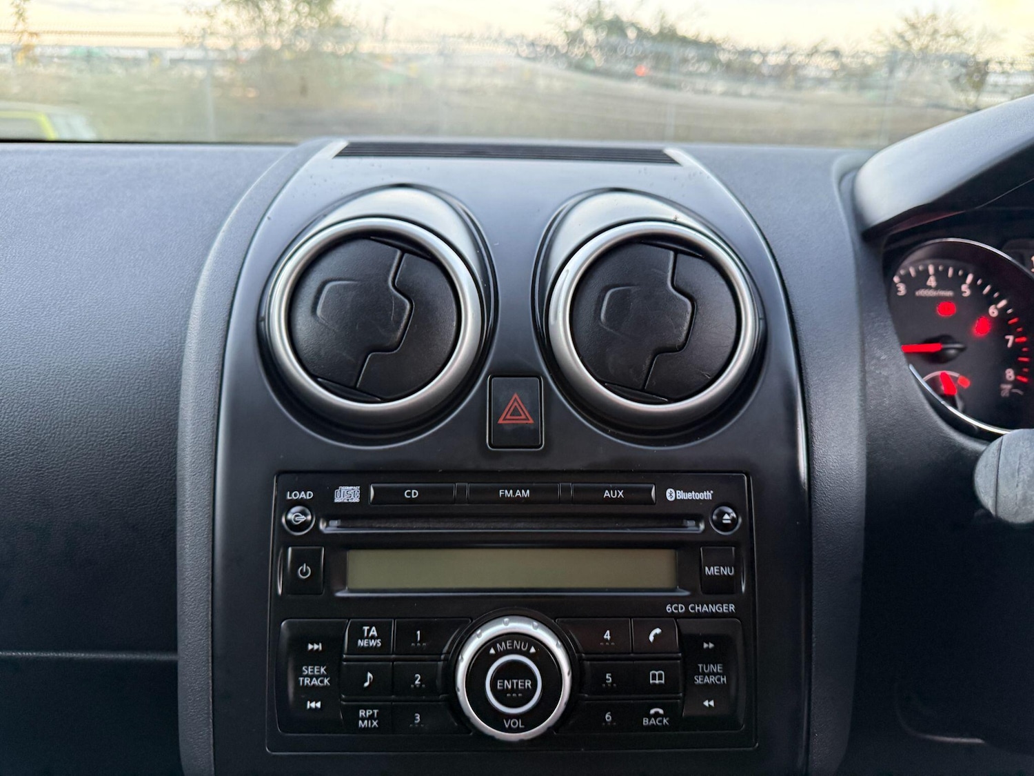 Used Nissan Qashqai 2010 for sale - 76457760: Photo 25