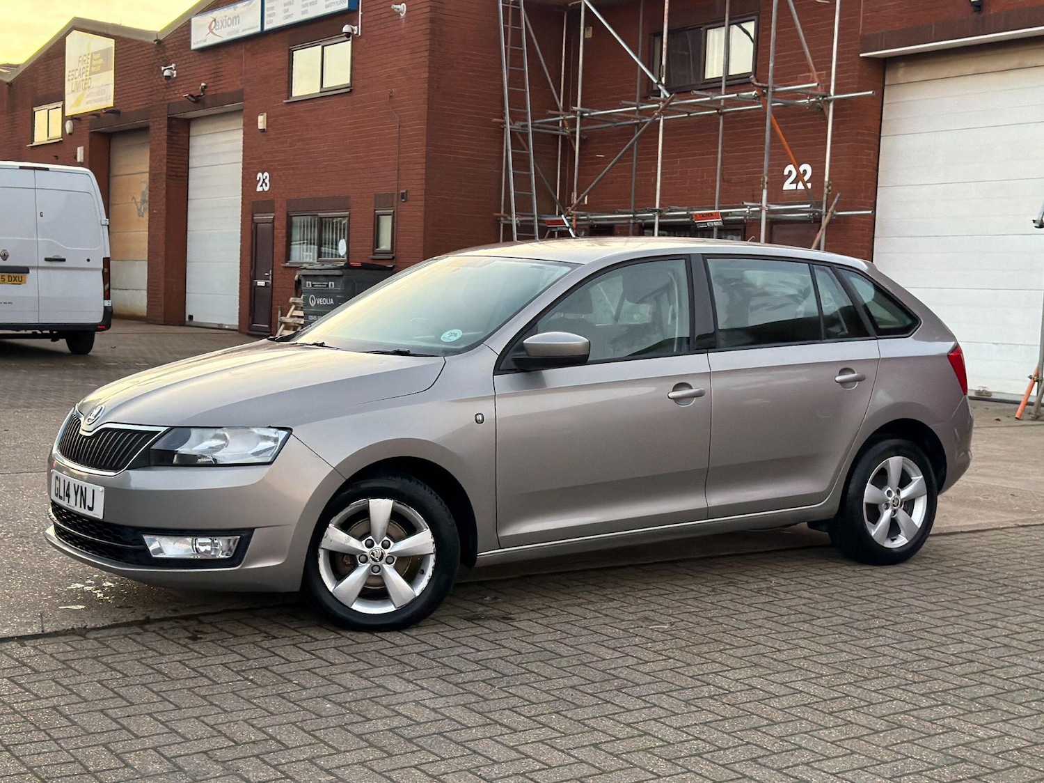 Used Skoda Rapid Spaceback 2014 for sale - 76942521: Photo 14