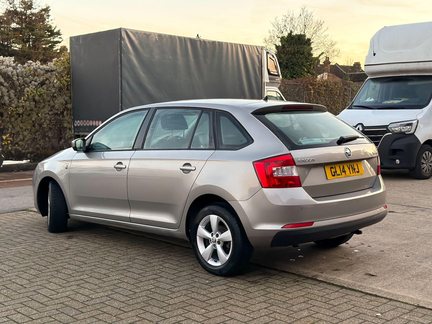 Used Skoda Rapid Spaceback 2014 for sale - 76942521: Photo 18