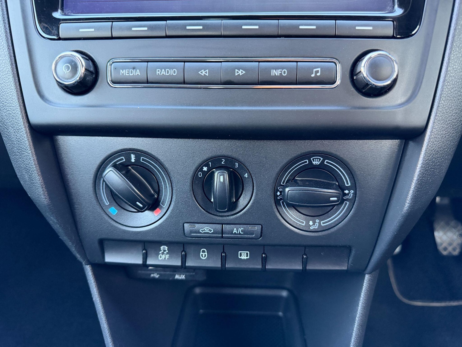 Used Skoda Rapid Spaceback 2014 for sale - 76942521: Photo 26