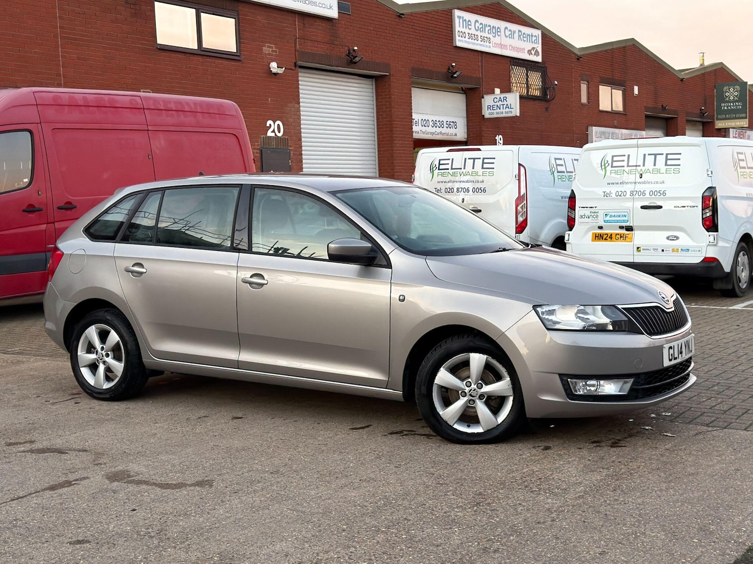 Used Skoda Rapid Spaceback 2014 for sale - 76942521: Photo 5