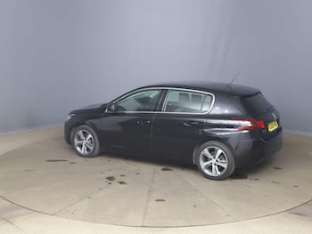 Used Peugeot 308 2018 for sale - 79847568: Photo