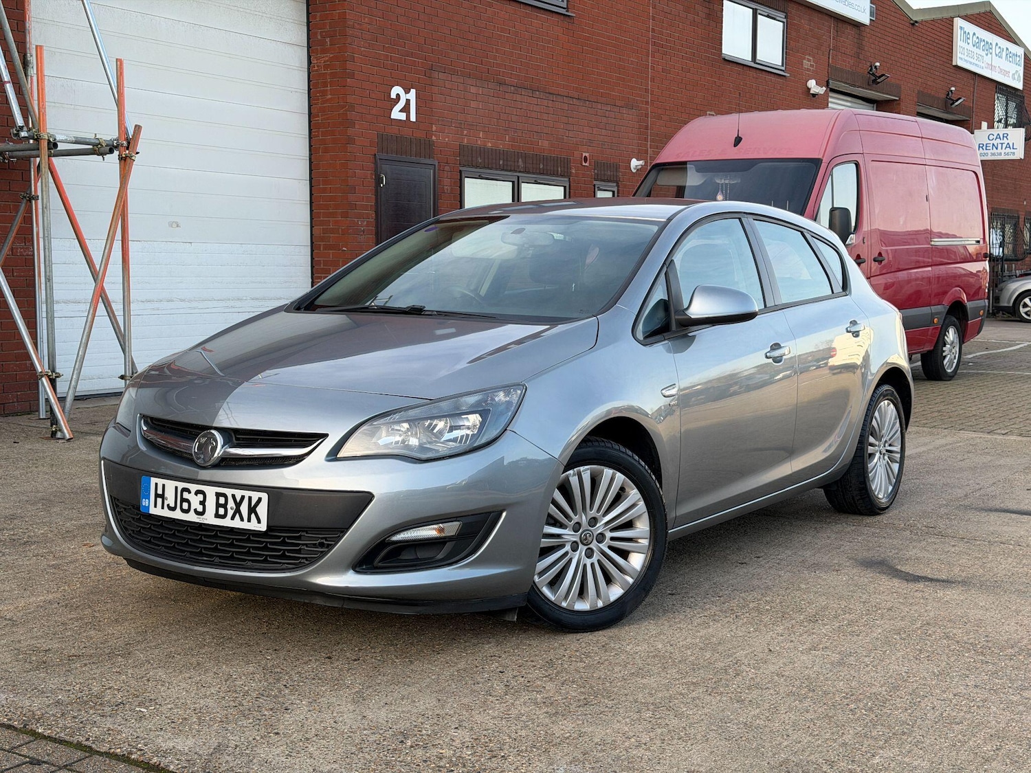 Used Vauxhall Astra 2013 for sale - 76839838: Photo 11