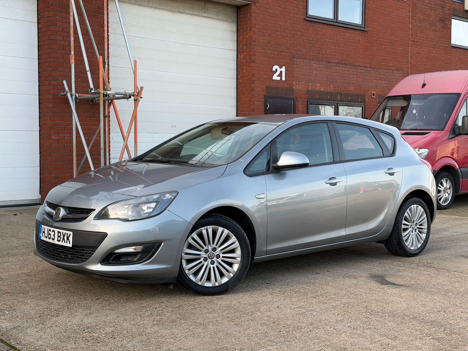 Used Vauxhall Astra 2013 for sale - 76839838: Photo 12