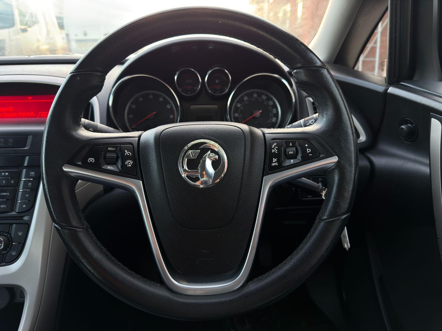 Used Vauxhall Astra 2013 for sale - 76839838: Photo 19