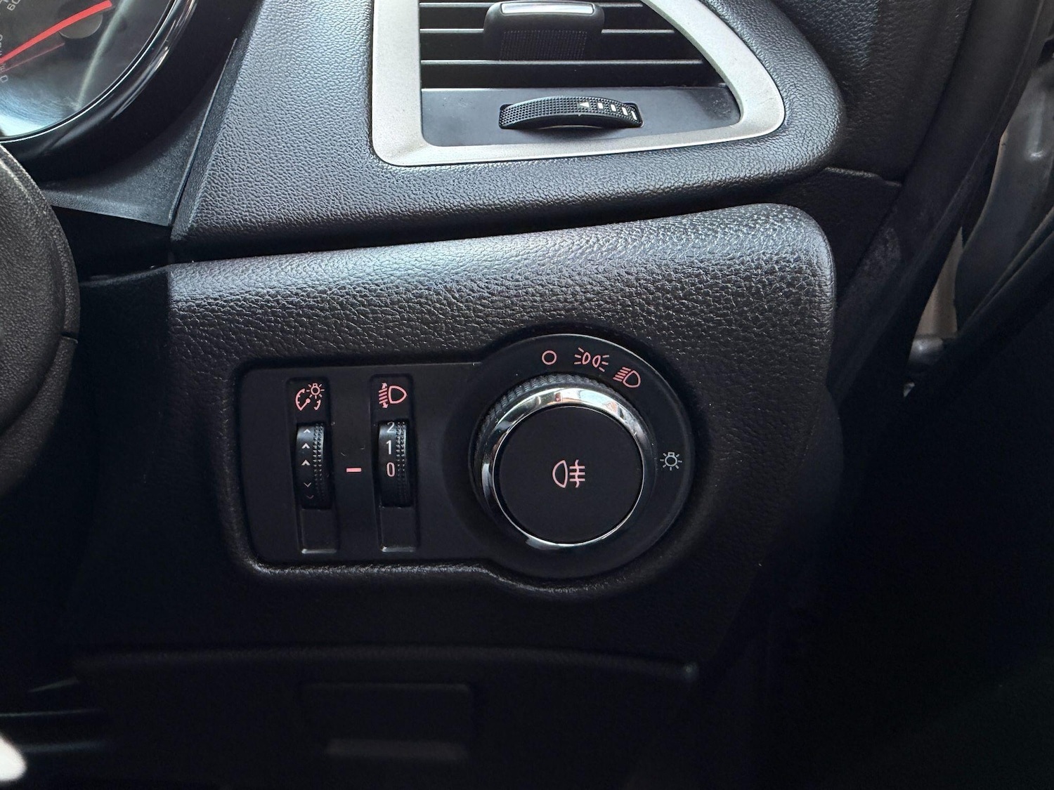 Used Vauxhall Astra 2013 for sale - 76839838: Photo 22