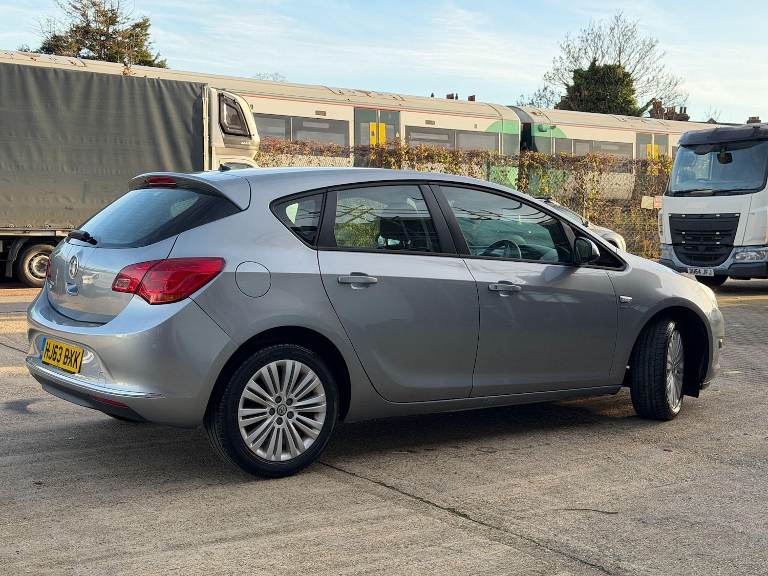 Used Vauxhall Astra 2013 for sale - 76839838: Photo 6