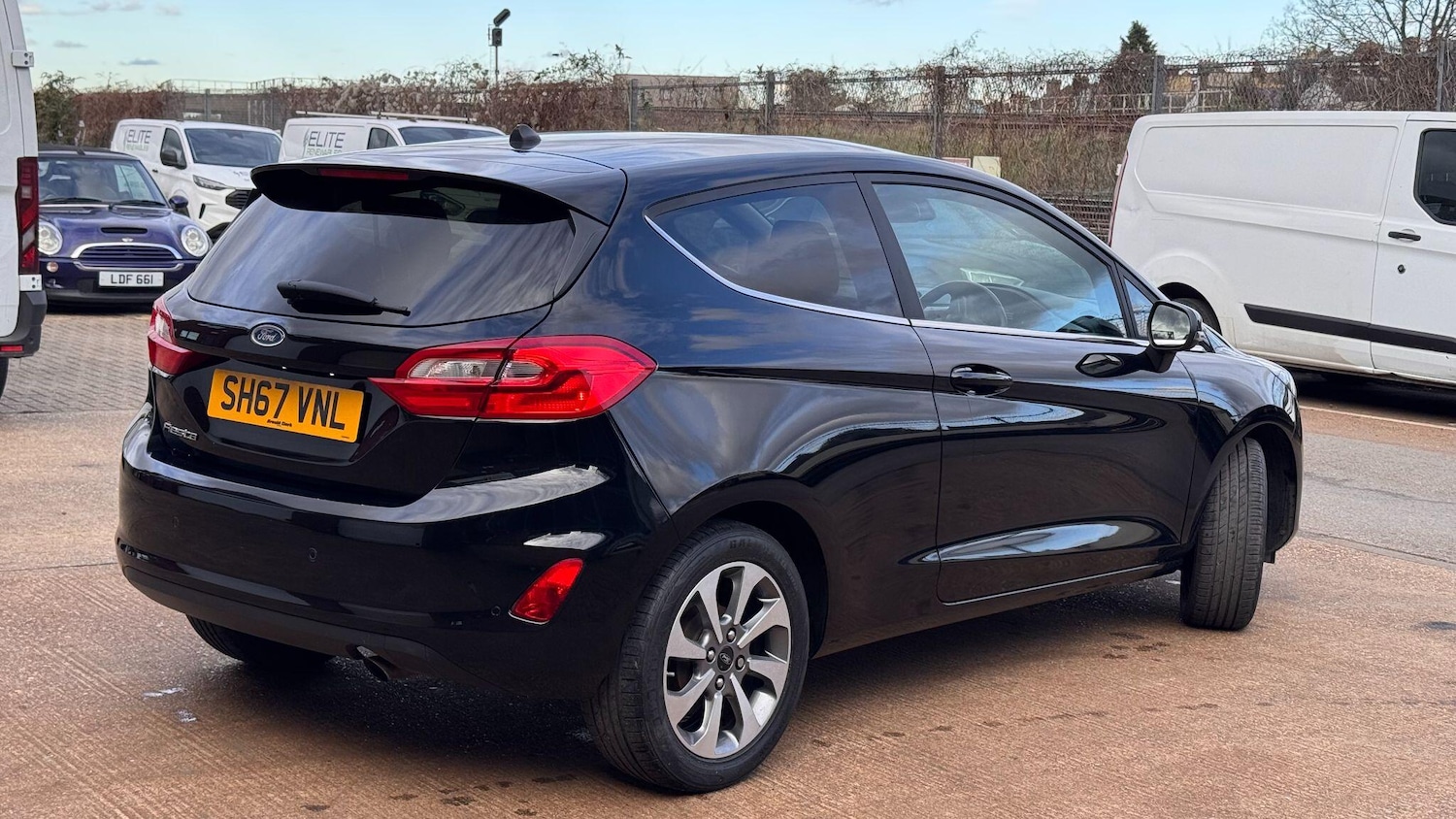 Used Ford Fiesta 2017 for sale - 77823732: Photo 7