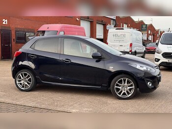 Used Mazda Mazda2 2014 for sale - 77549520: Photo