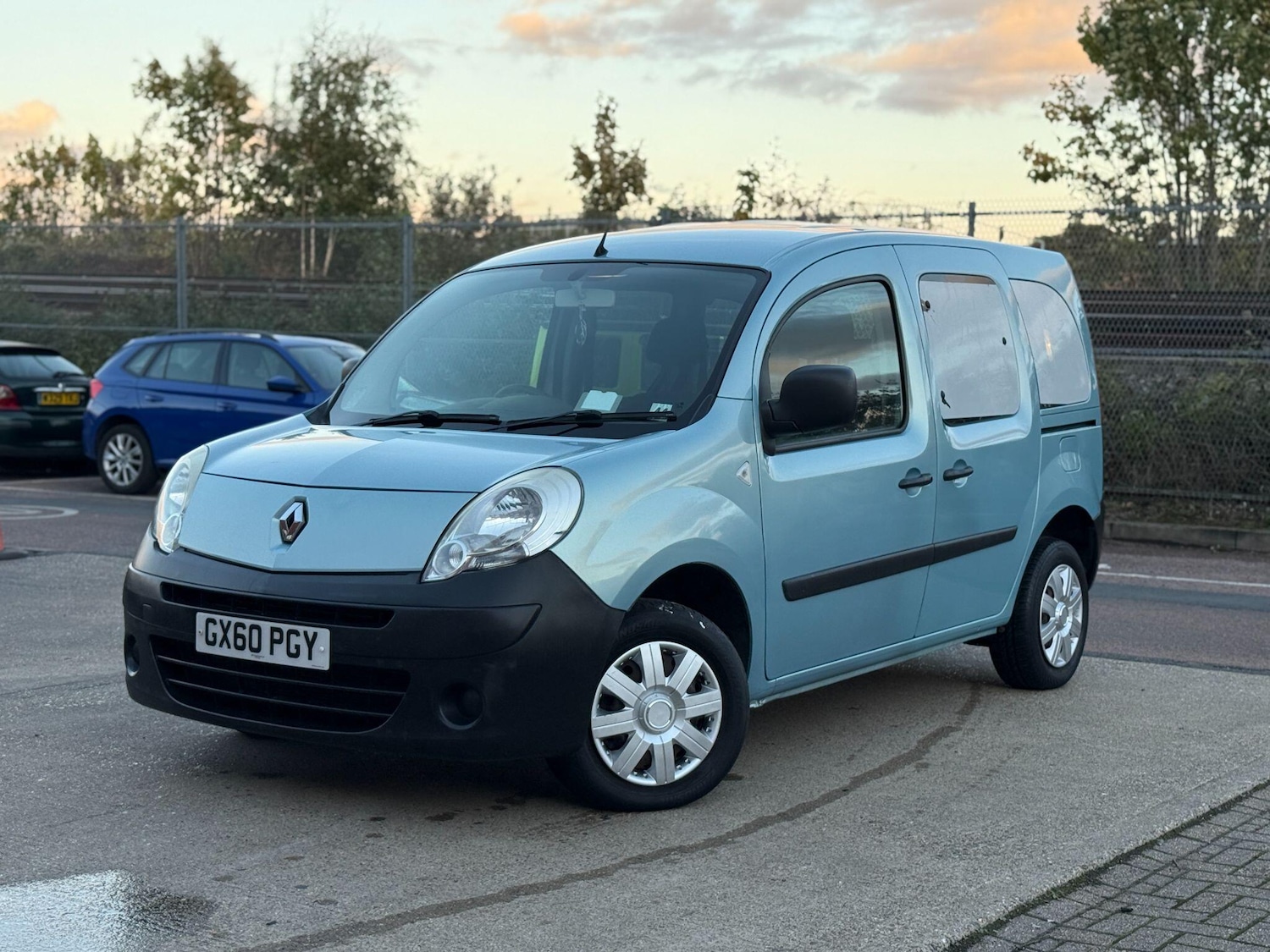 Used Renault Kangoo 2010 for sale - 76608486: Photo 11