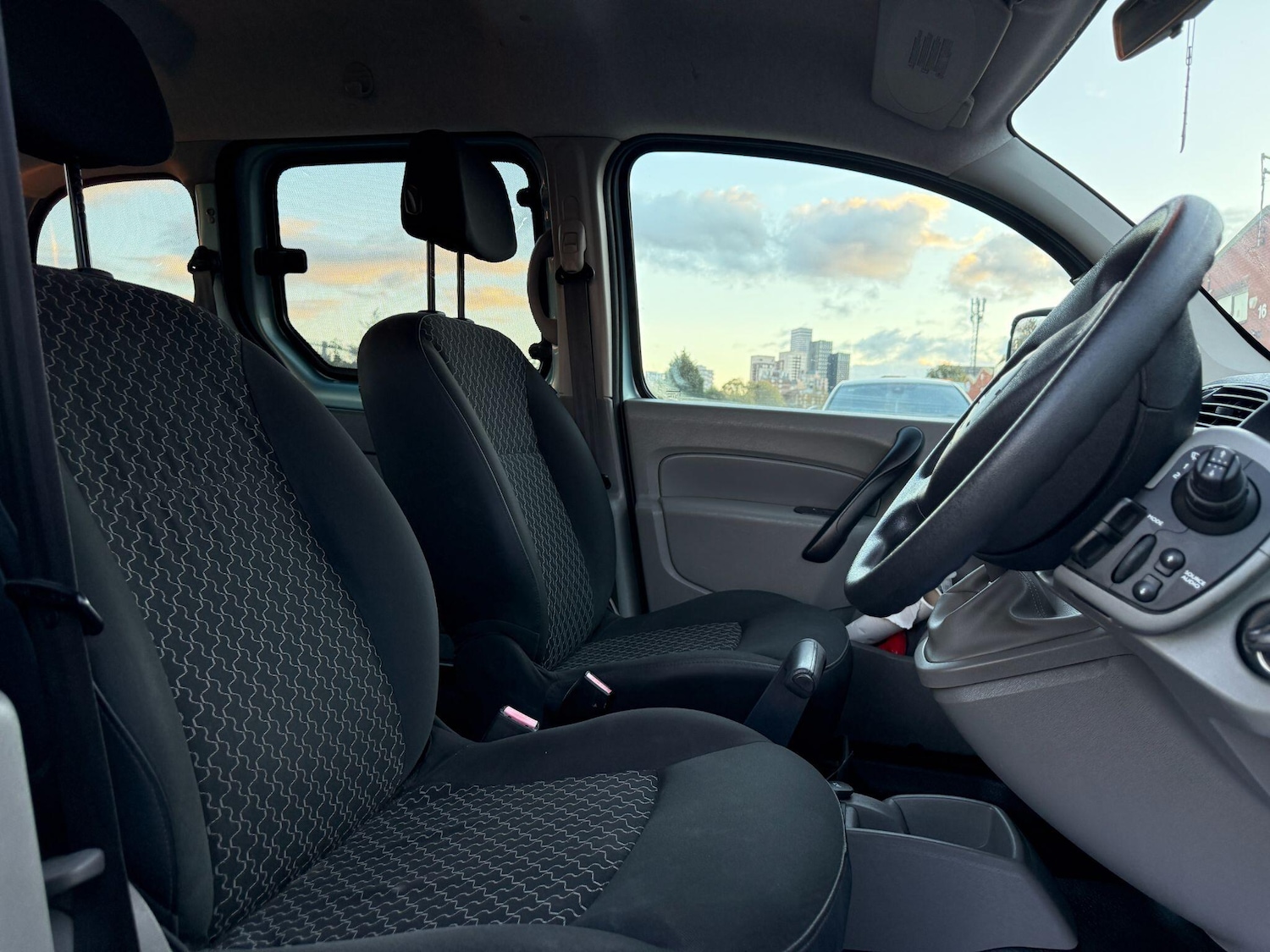 Used Renault Kangoo 2010 for sale - 76608486: Photo 16