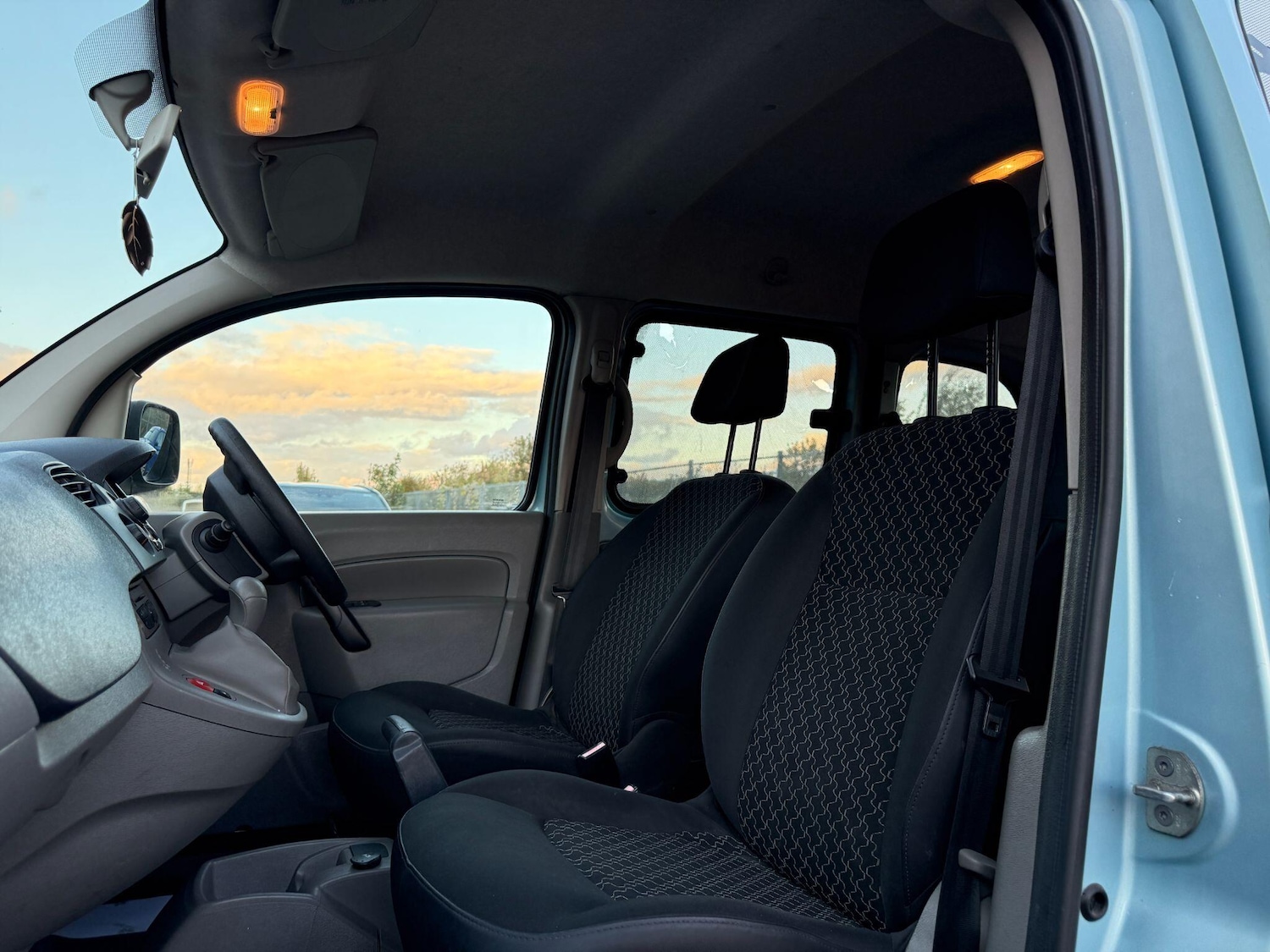 Used Renault Kangoo 2010 for sale - 76608486: Photo 17