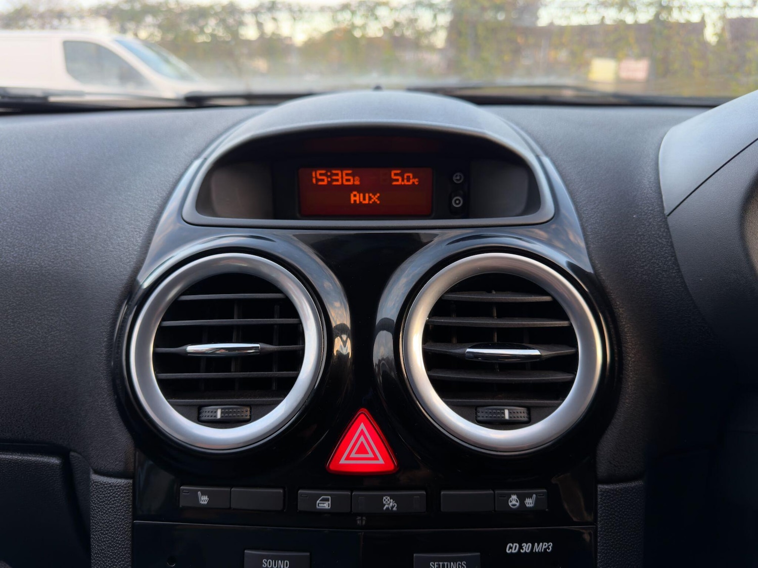 Used Vauxhall Corsa 2013 for sale - 76620297: Photo 24