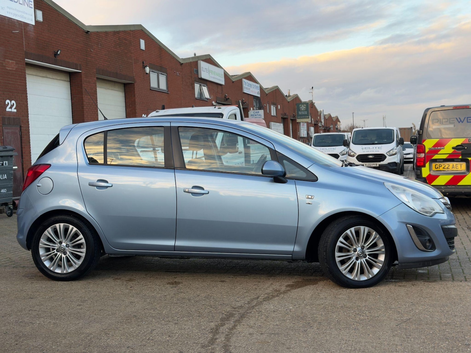 Used Vauxhall Corsa 2013 for sale - 76620297: Photo 5