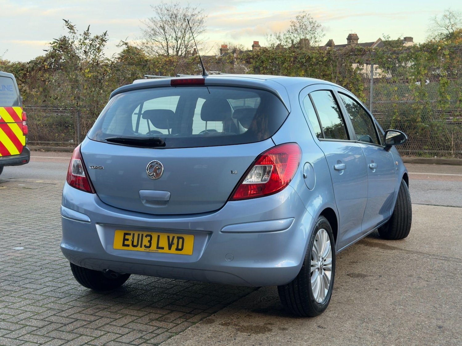 Used Vauxhall Corsa 2013 for sale - 76620297: Photo 8