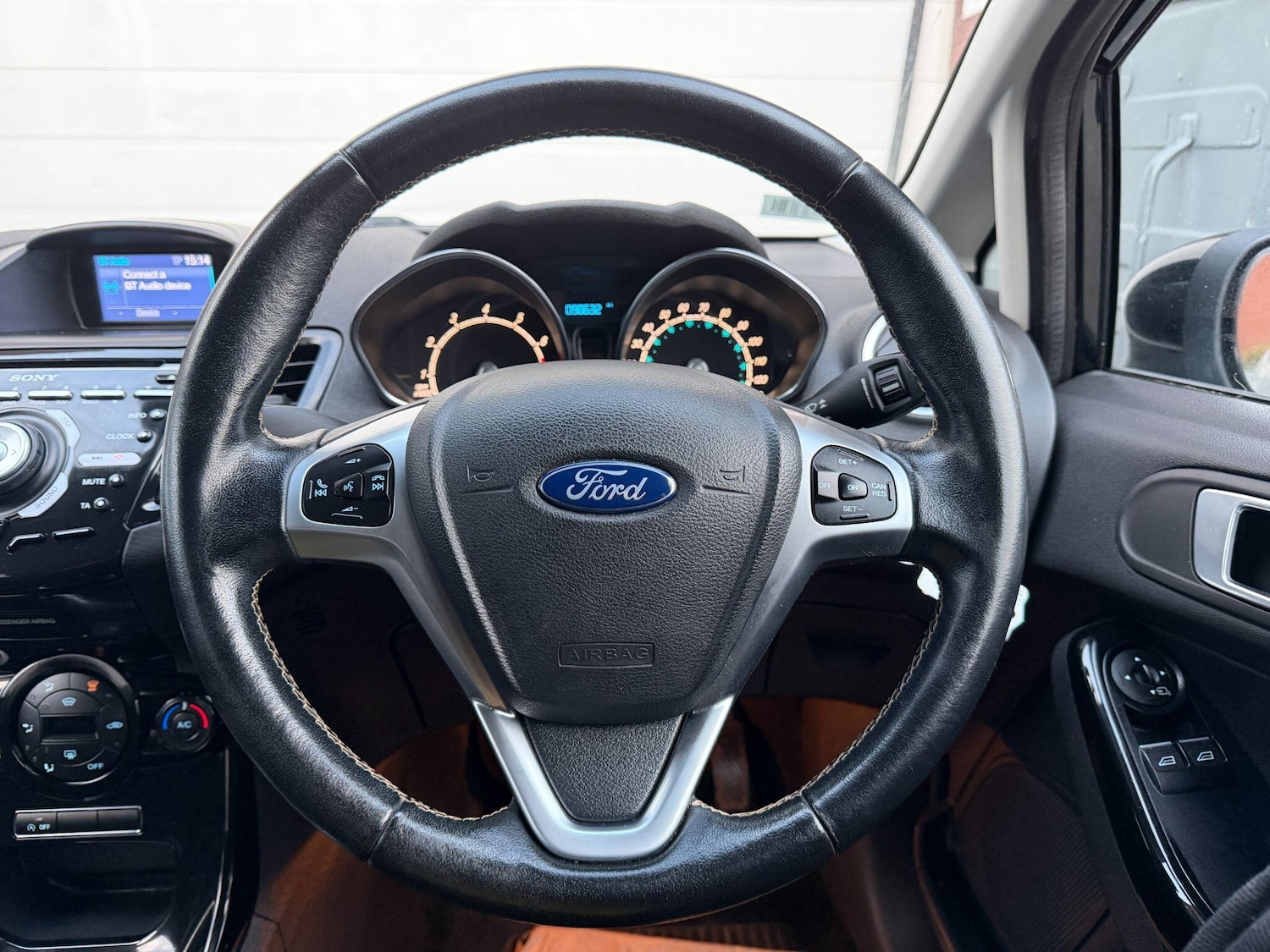 Used Ford Fiesta 2016 for sale - 76671222: Photo 25