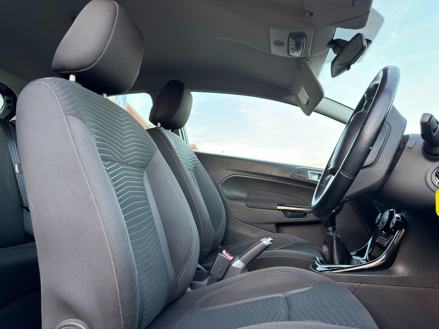 Used Ford Fiesta 2012 for sale - 76952577: Photo 19