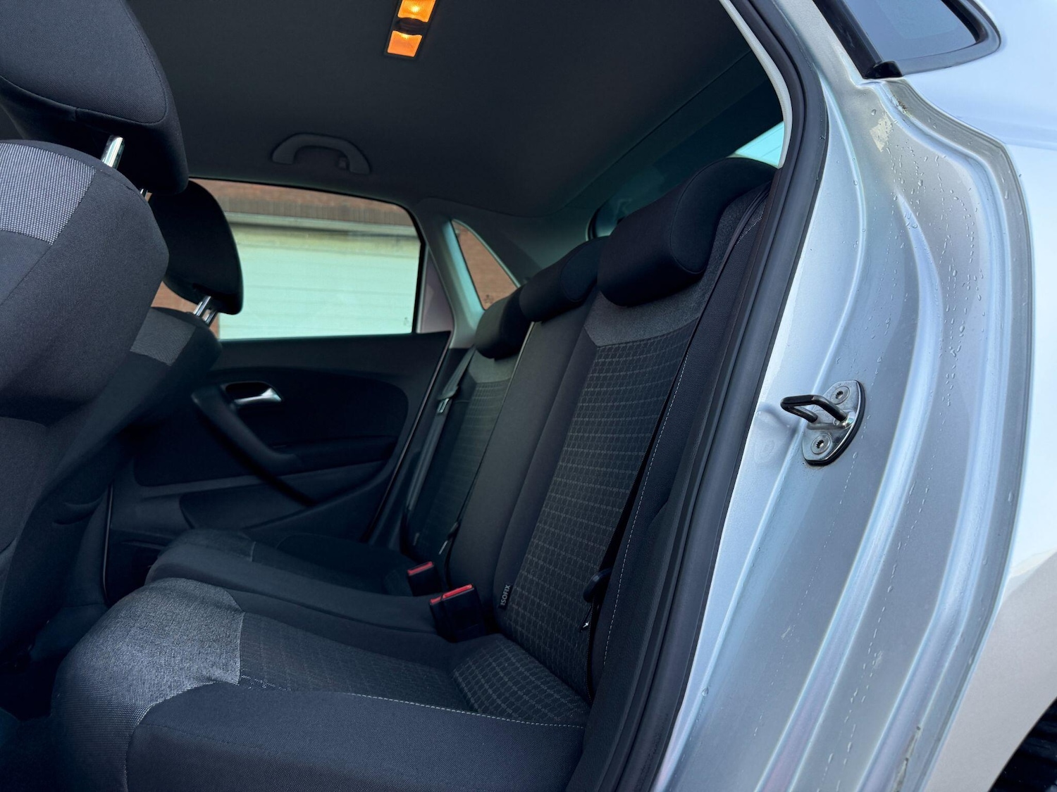 Used Volkswagen Polo 2017 for sale - 76522018: Photo 25