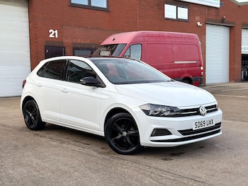 Used Volkswagen Polo 2019 for sale - 76936082: Photo