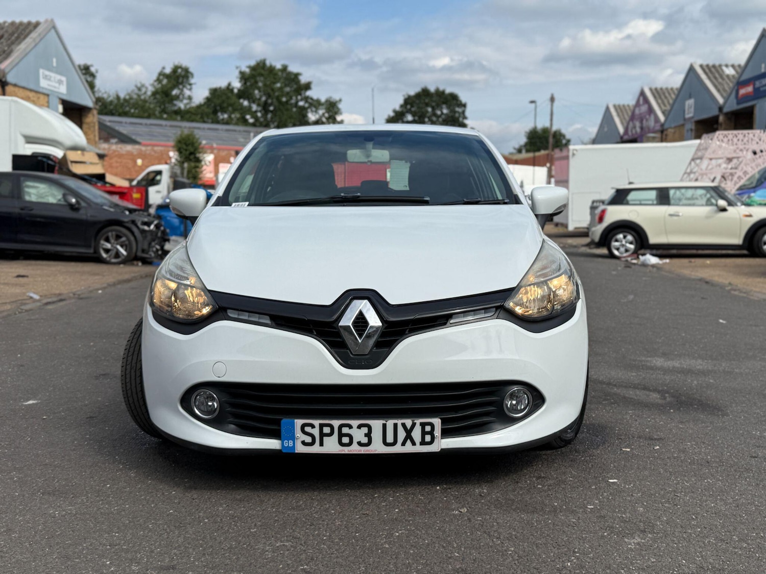 Used Renault Clio 2013 for sale - 76109758: Photo 12