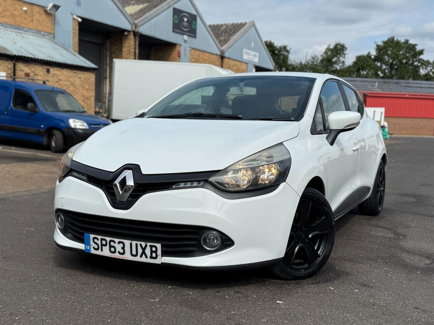 Used Renault Clio 2013 for sale - 76109758: Photo 13