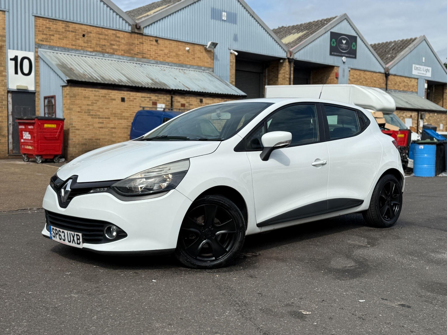 Used Renault Clio 2013 for sale - 76109758: Photo 14