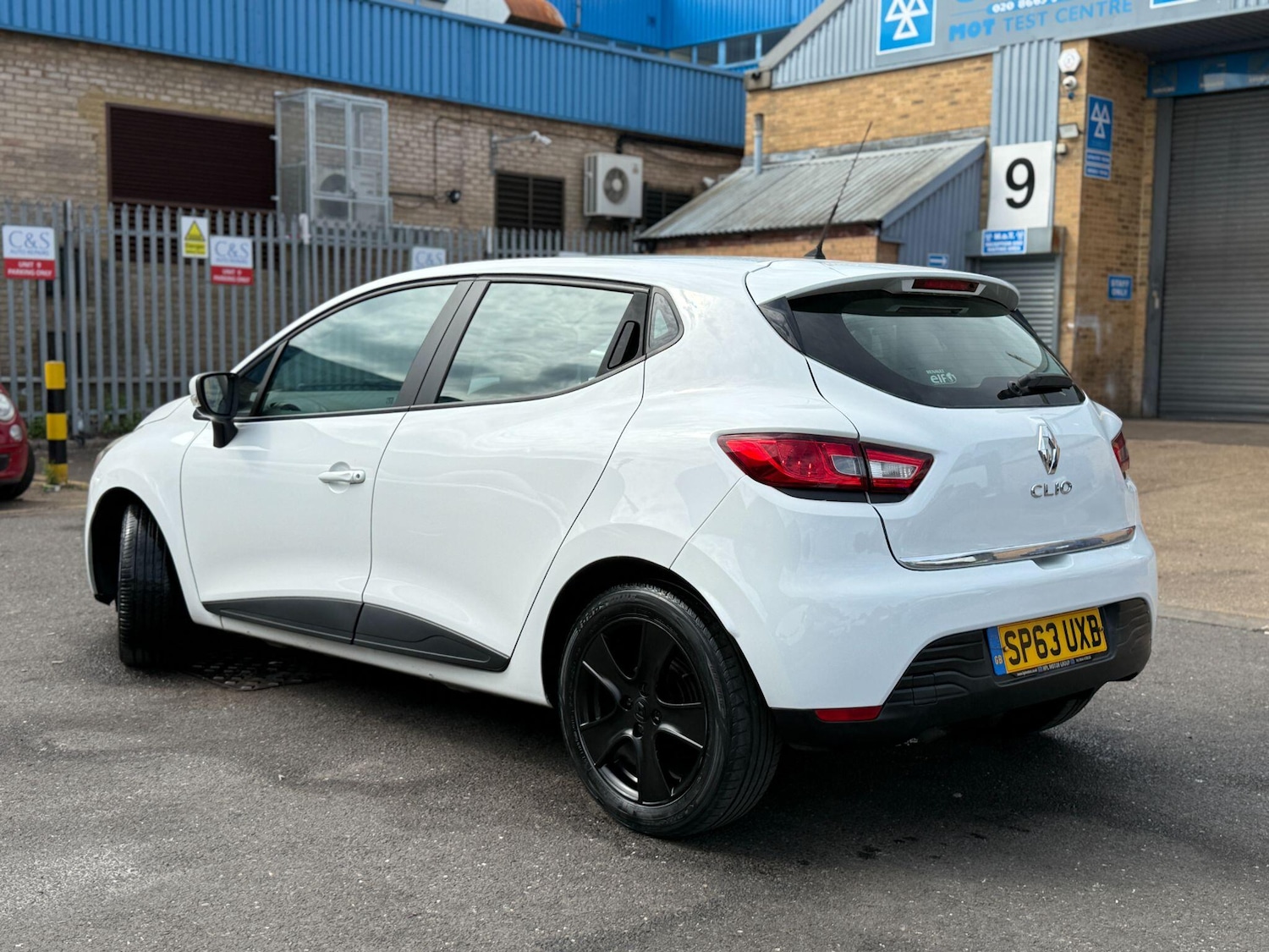 Used Renault Clio 2013 for sale - 76109758: Photo 18