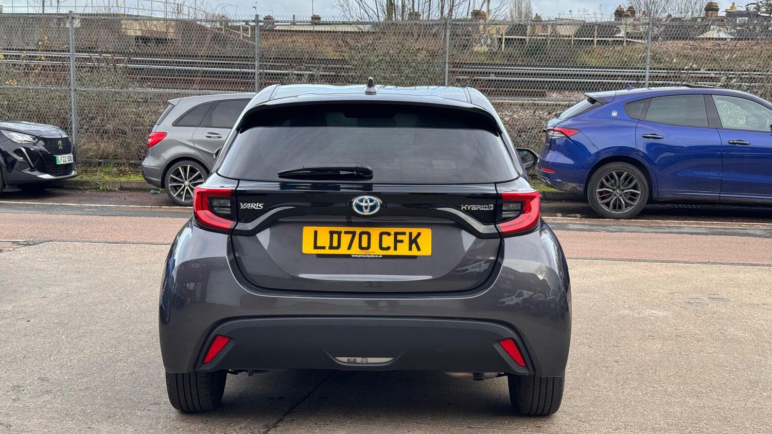 Used Toyota Yaris 2020 for sale - 77400743: Photo 12