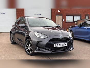 (70) - 1.5 VVT-h Design E-CVT Euro 6 (s/s) 5dr