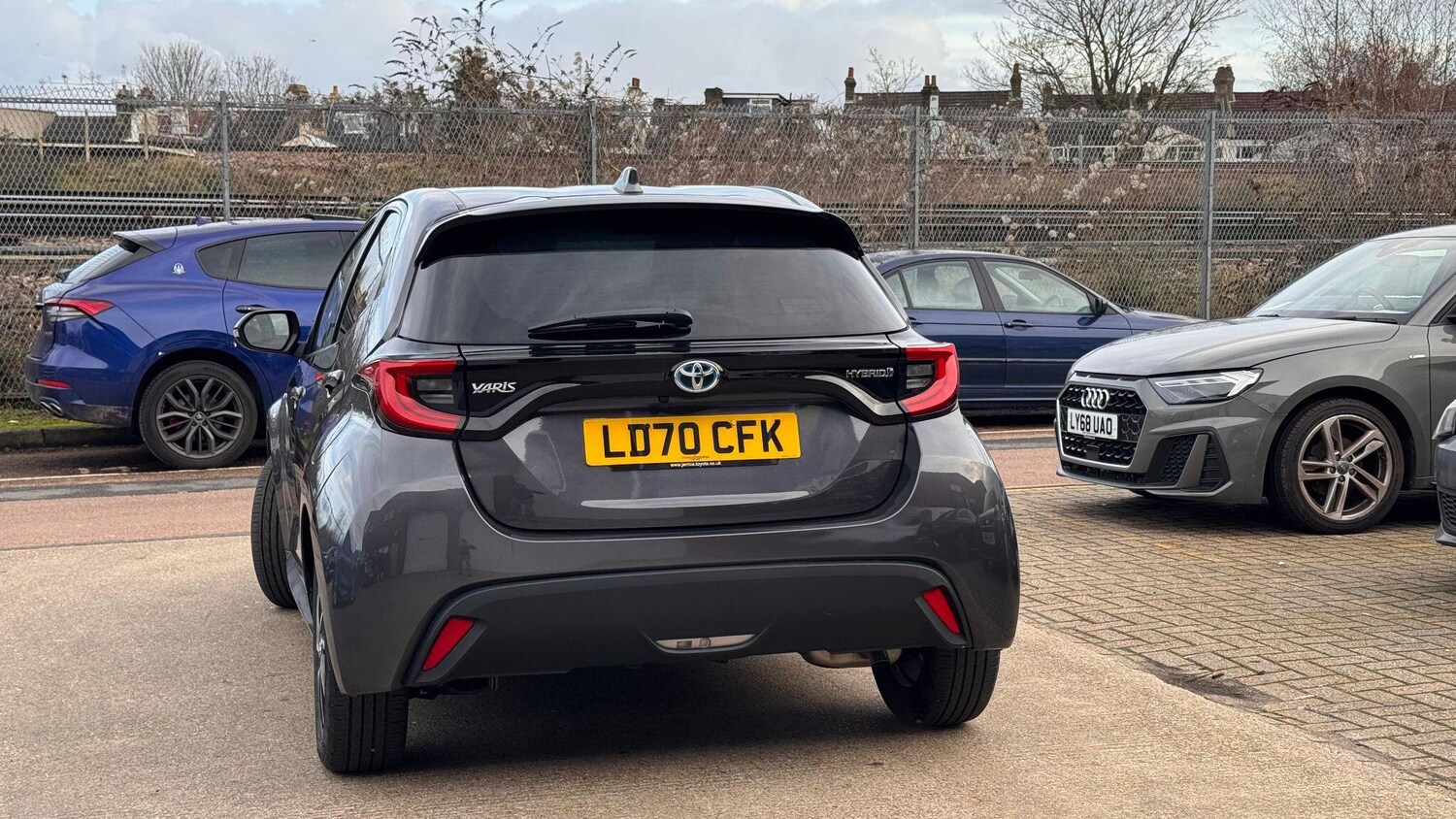 Used Toyota Yaris 2020 for sale - 77400743: Photo 21