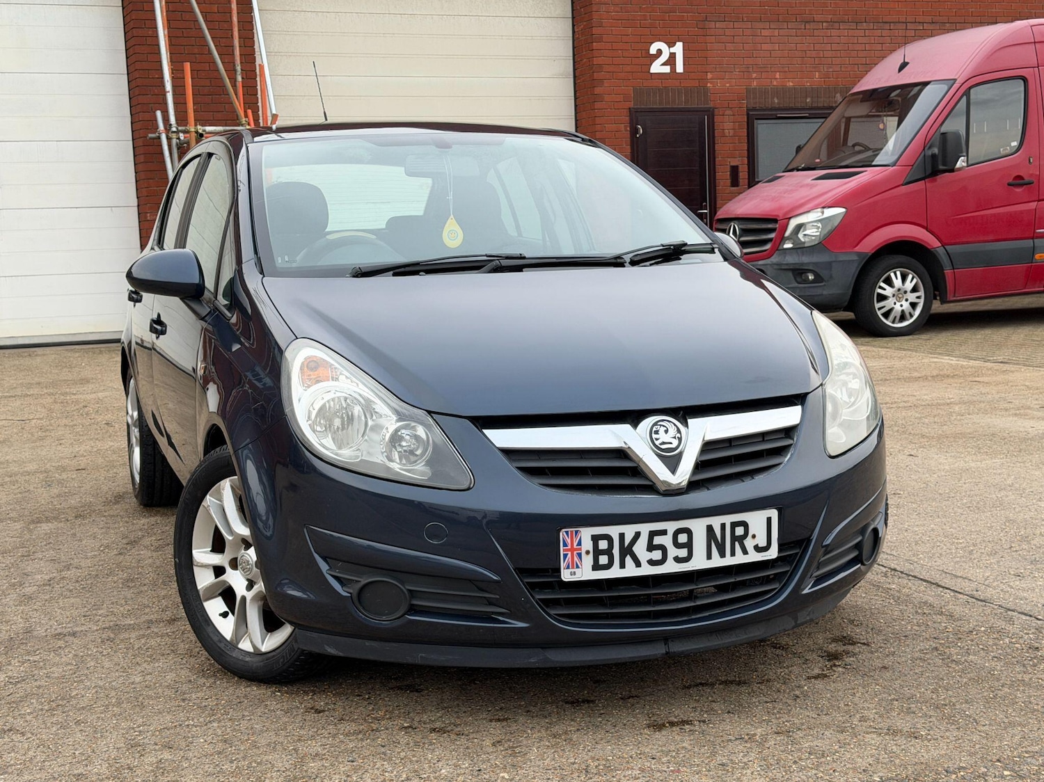 Used Vauxhall Corsa 2009 for sale - 76994390: Photo 3