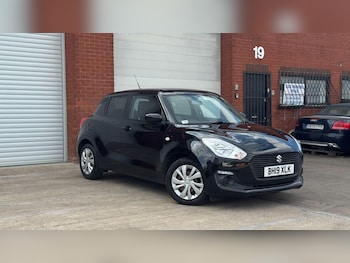 Used Suzuki Swift 2019 for sale - 79259817: Photo