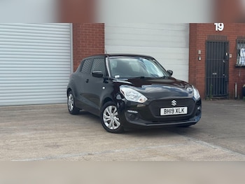 Used Suzuki Swift 2019 for sale - 79259817: Photo