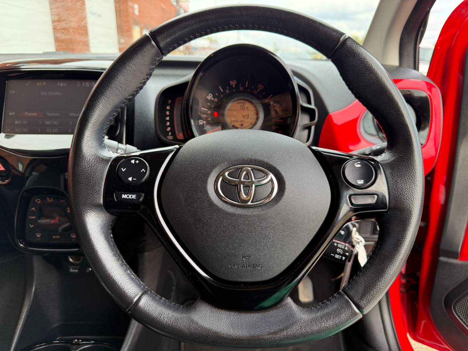 Used Toyota AYGO 2017 for sale - 76997588: Photo 26