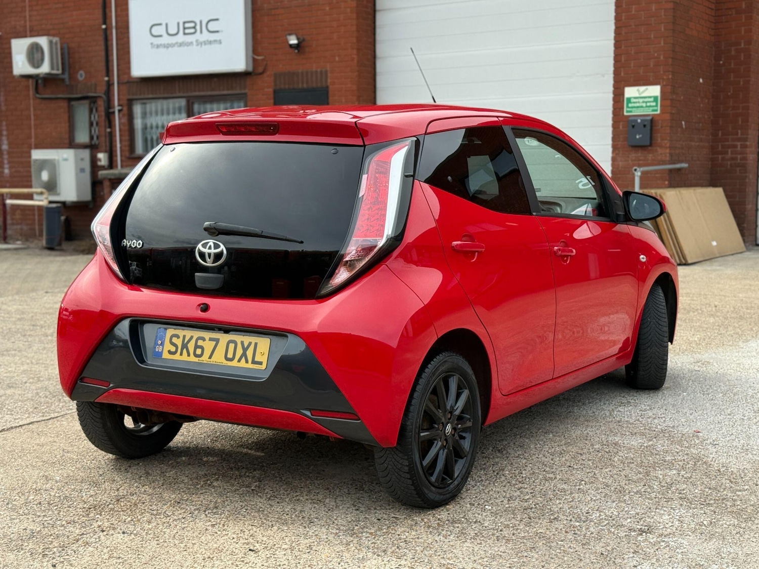Used Toyota AYGO 2017 for sale - 76997588: Photo 9