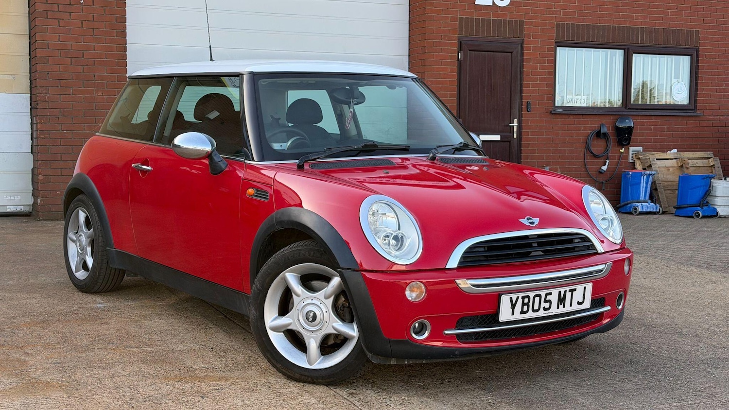 Used MINI Hatch 2005 for sale - 78184371: Photo 3
