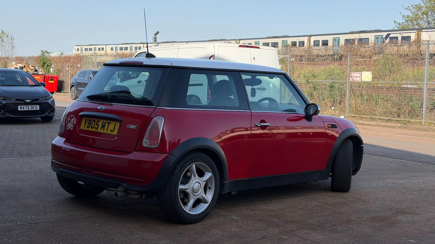 Used MINI Hatch 2005 for sale - 78184371: Photo 7
