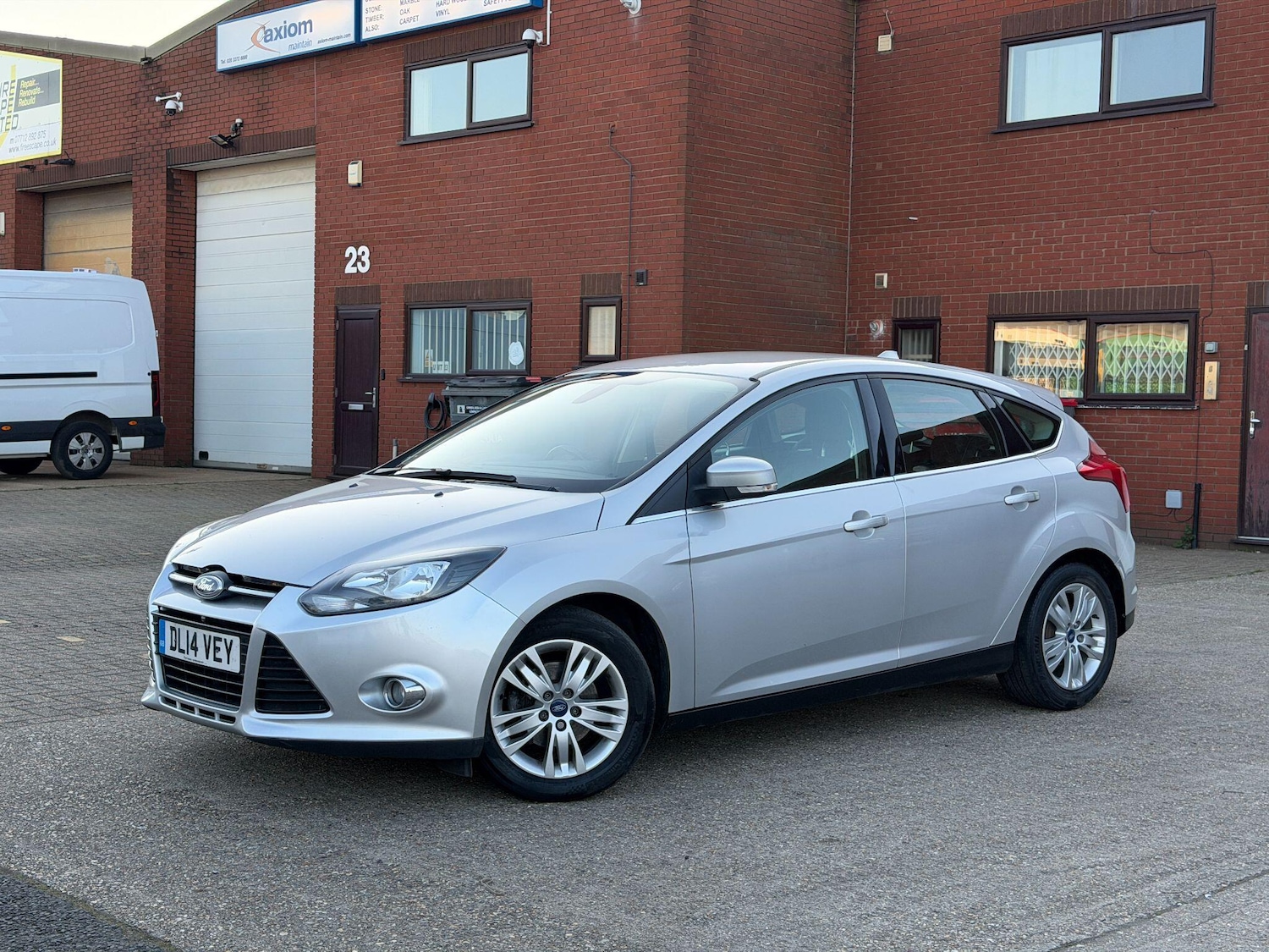 Used Ford Focus 2014 for sale - 77939407: Photo 13