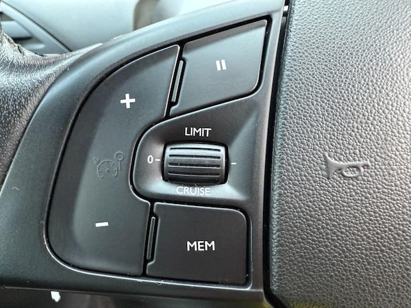 Used Citroen C4 Picasso 2017 for sale - 75677510: Photo 30