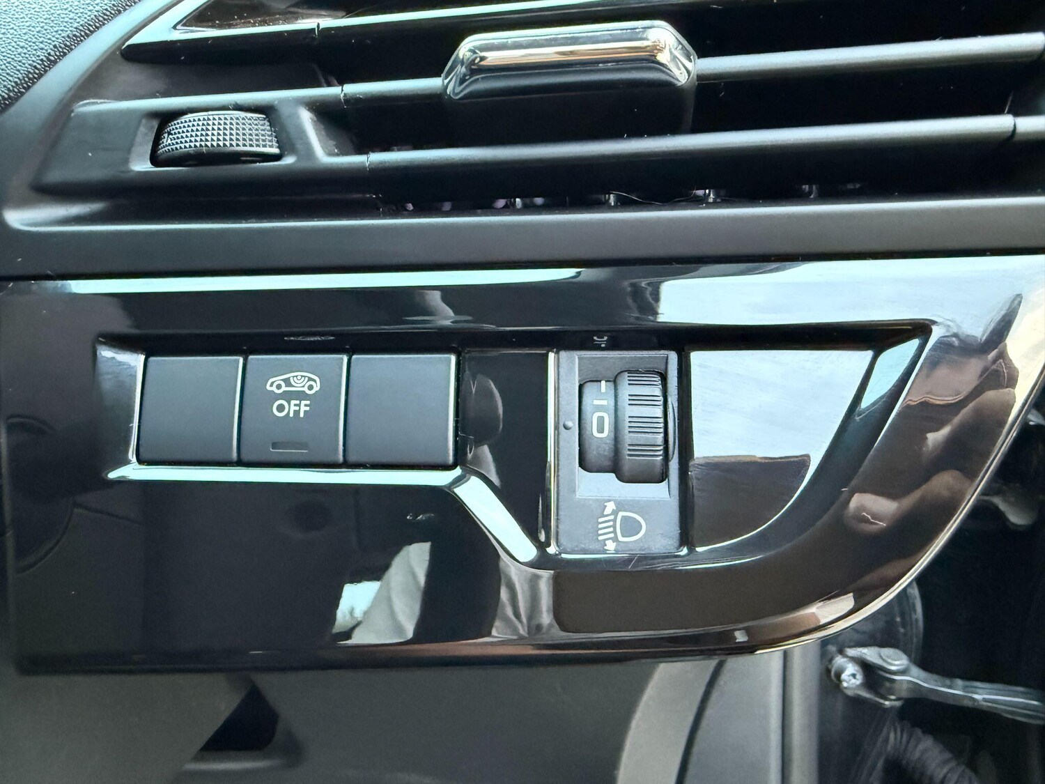 Vehicle 32