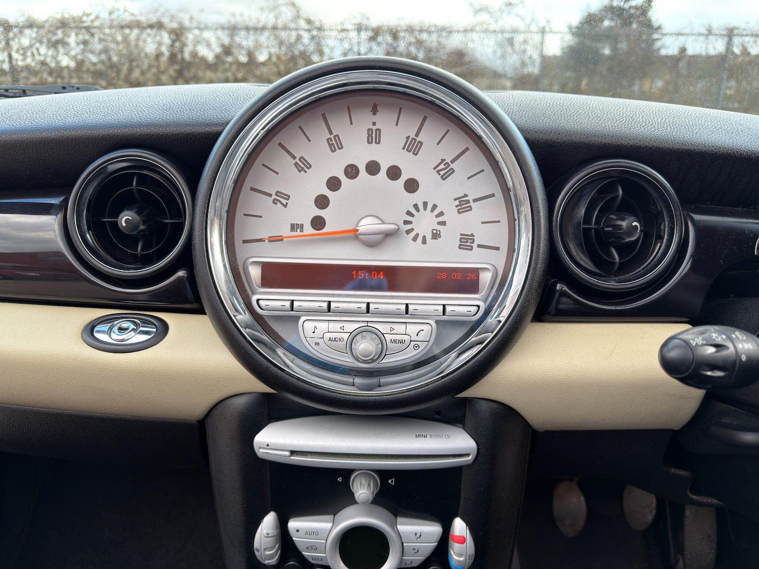 Used MINI Convertible 2009 for sale - 77704909: Photo 32