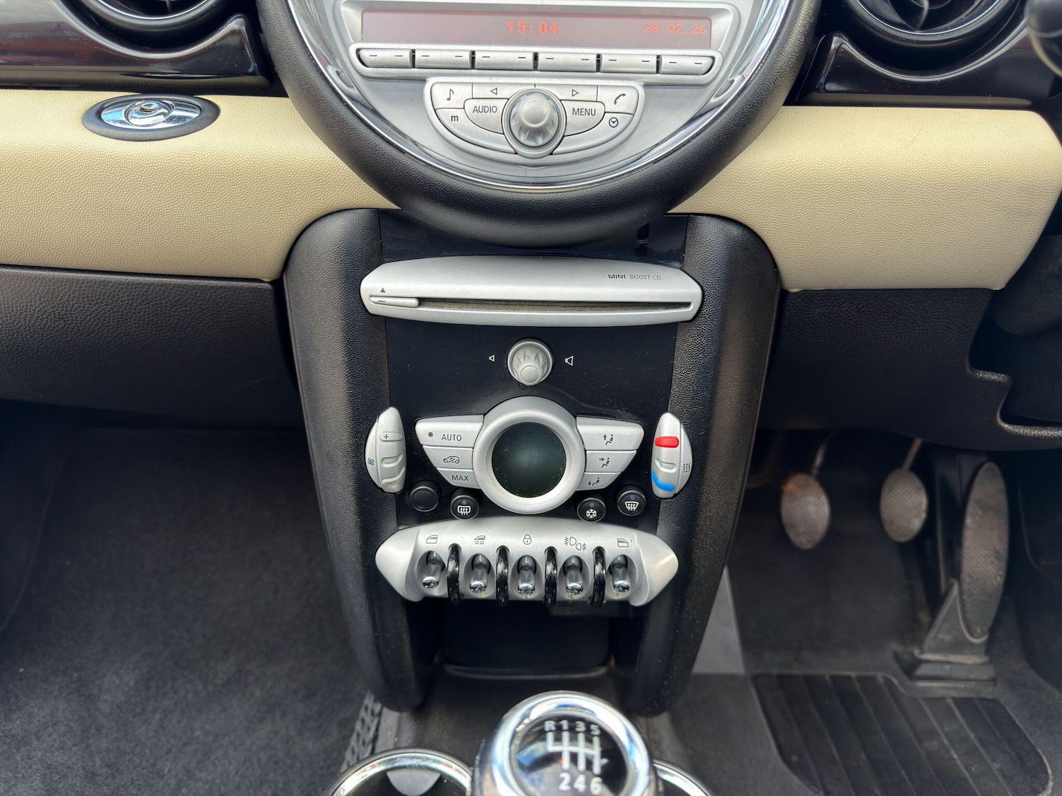 Used MINI Convertible 2009 for sale - 77704909: Photo 33