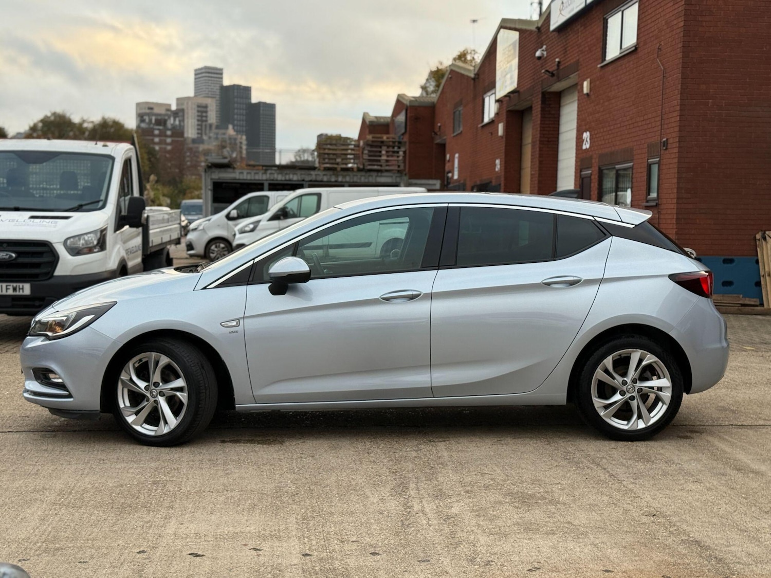 Used Vauxhall Astra 2016 for sale - 76522514: Photo 17