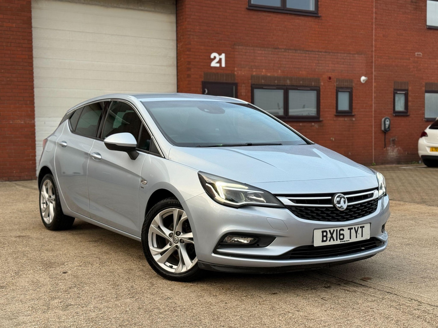 Used Vauxhall Astra 2016 for sale - 76522514: Photo 3