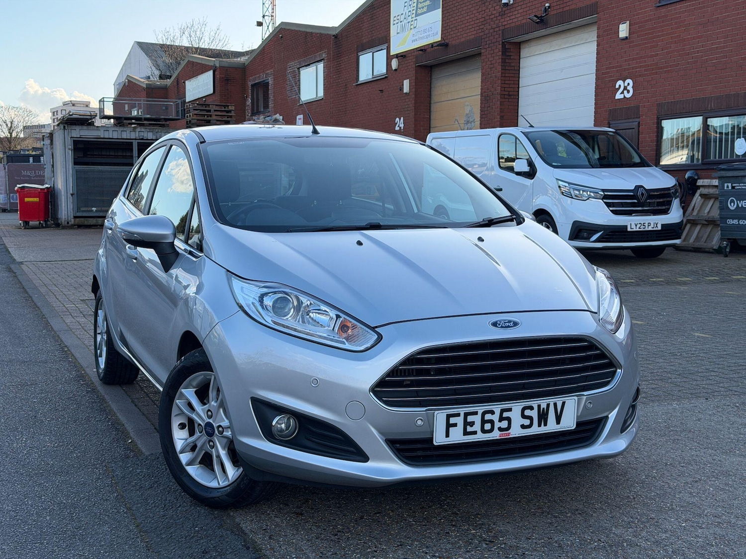Used Ford Fiesta 2016 for sale - 77893132: Photo 1