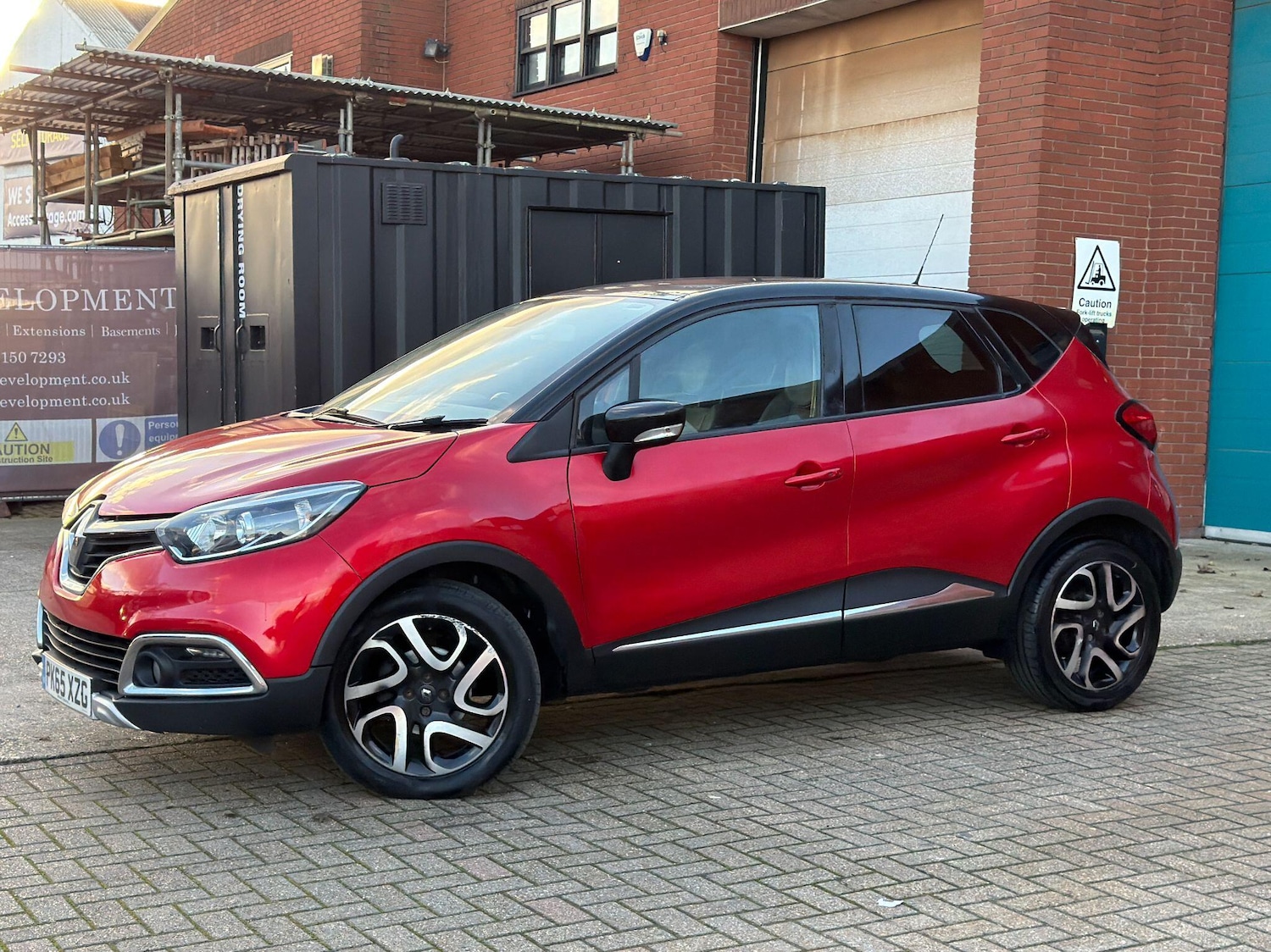 Used Renault Captur 2015 for sale - 76991730: Photo 14