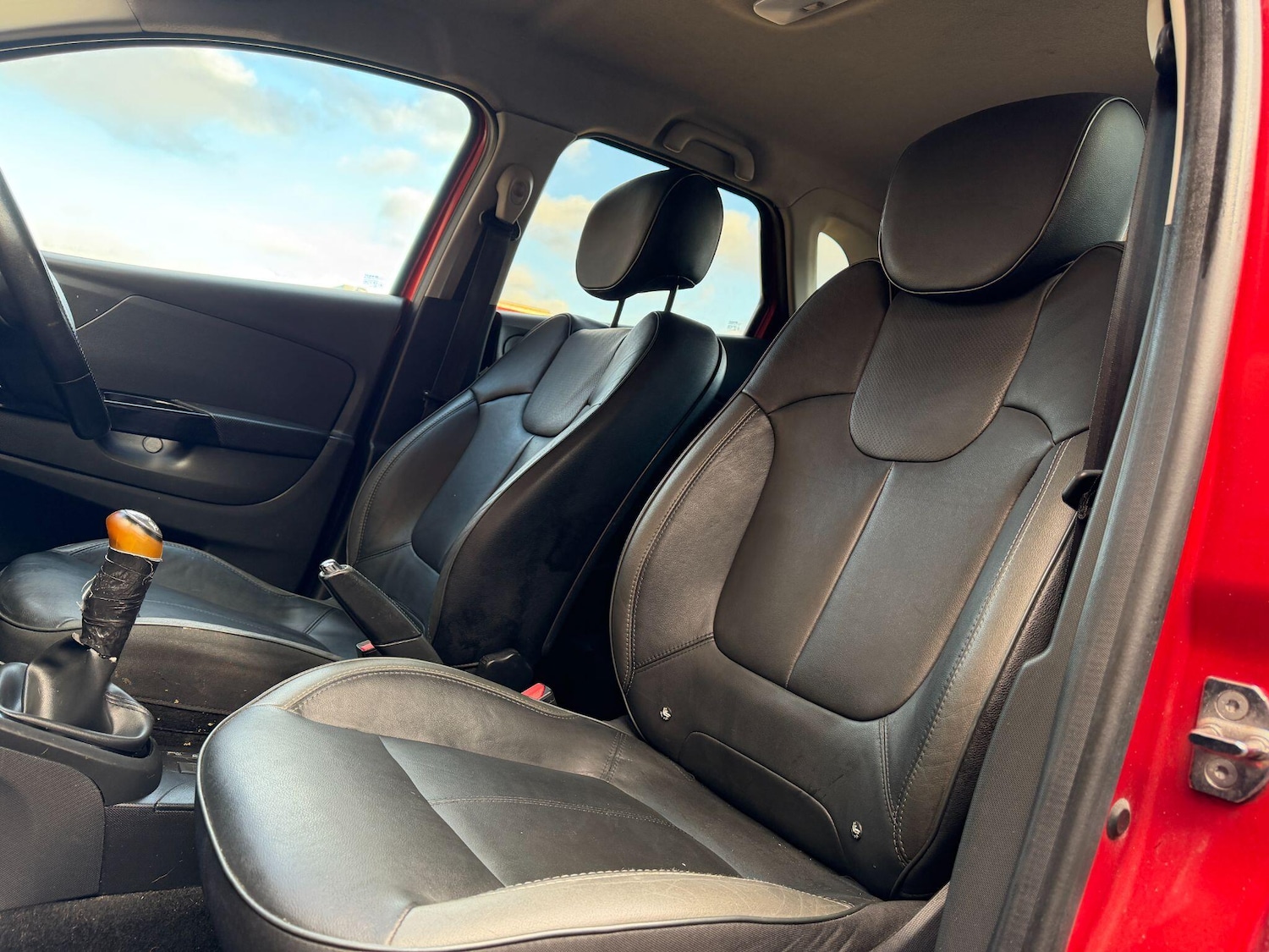 Used Renault Captur 2015 for sale - 76991730: Photo 19