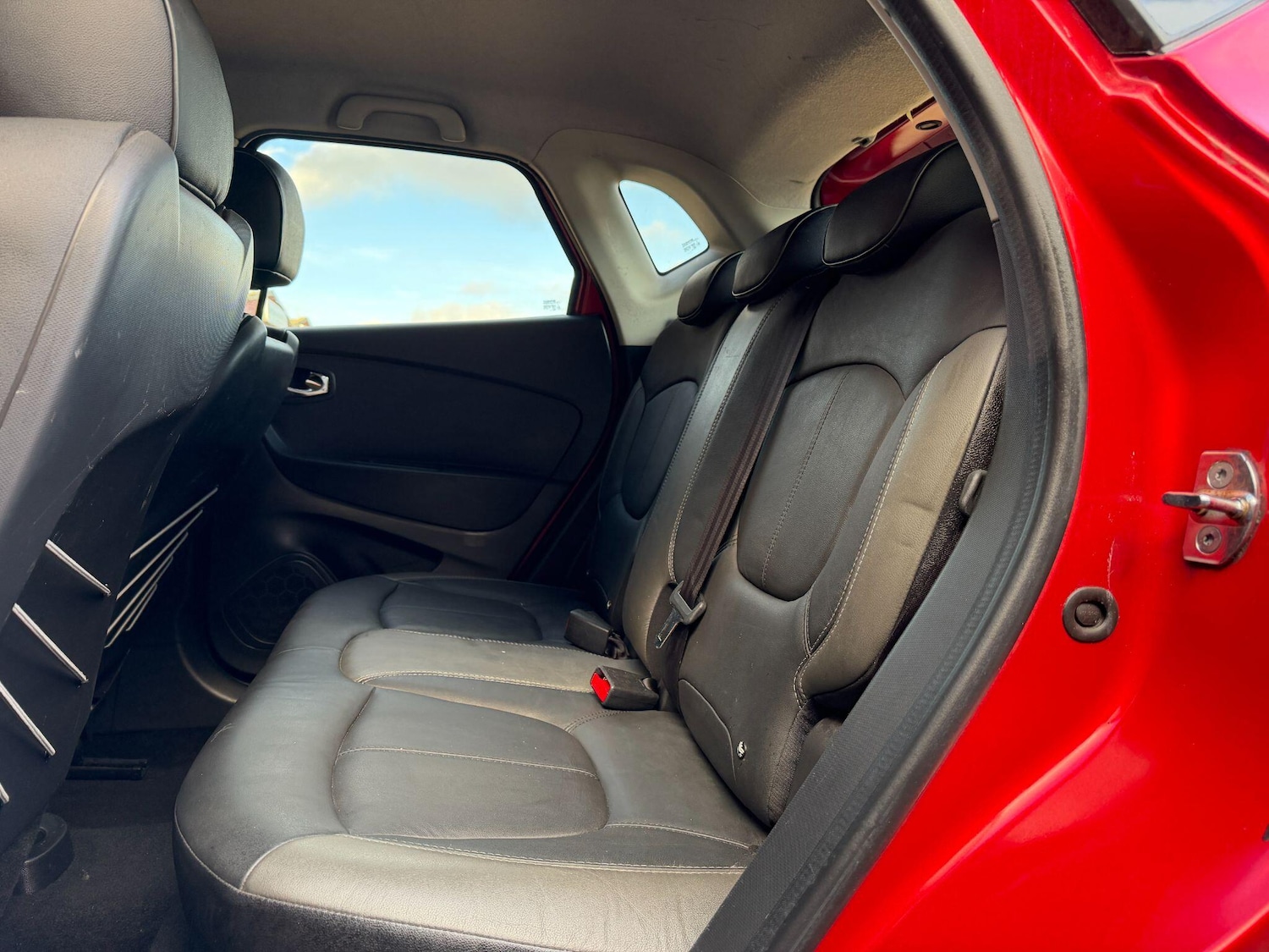 Used Renault Captur 2015 for sale - 76991730: Photo 20