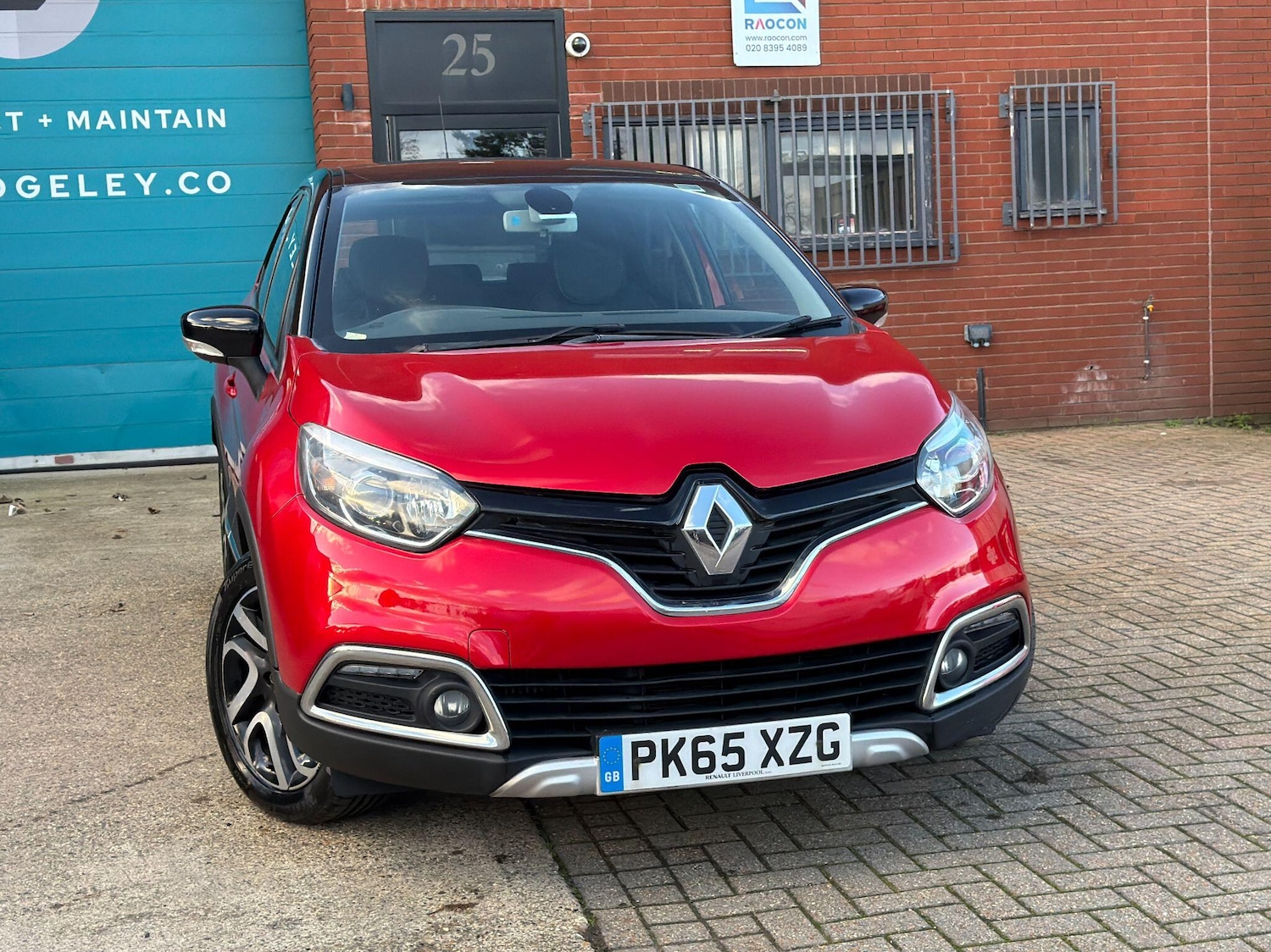 Used Renault Captur 2015 for sale - 76991730: Photo 3